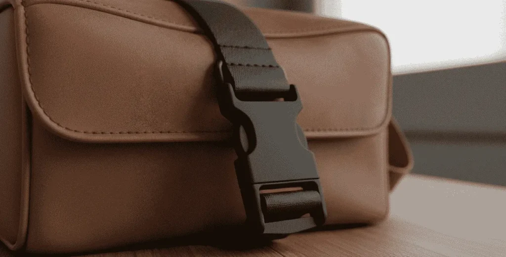 buckle tas
